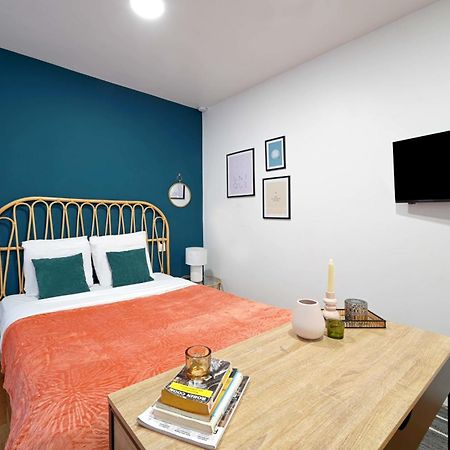 Modern Studio Fully Renovated Paris Exteriör bild